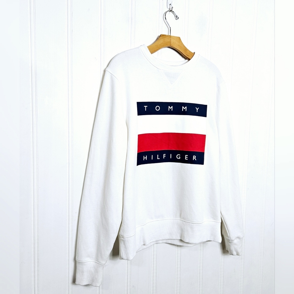 Tommy Hilfiger Sweatshirt Size M Big Flag Logo Crewneck Y2K Preppy White Unisex
